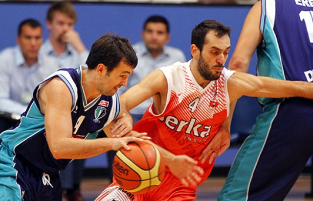 Adanaspor'u yenen Sinpaş Denizli Basket finalde