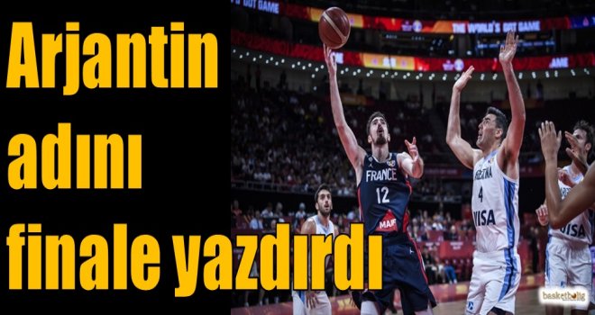 Arjantin adını finale yazdırdı