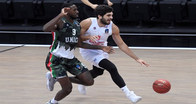 Bahçeşehir, Unics'e karşı yine hakem kurbanı...