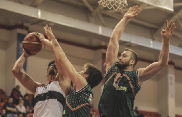 Banvit, Eskişehir Basket'e izin vermedi