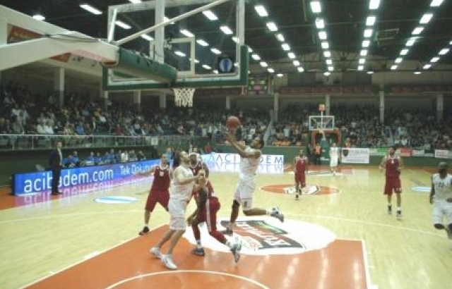 Banvit, Eurocup'a galibiyetle başladı