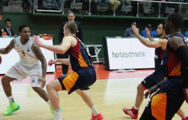 Banvit, Roma'ya 16 sayı avantajıyla gidecek