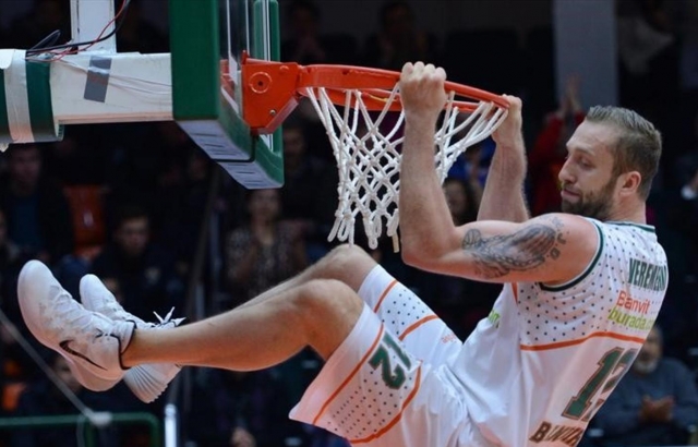 Banvit'in konuğu Dinamo Sassari