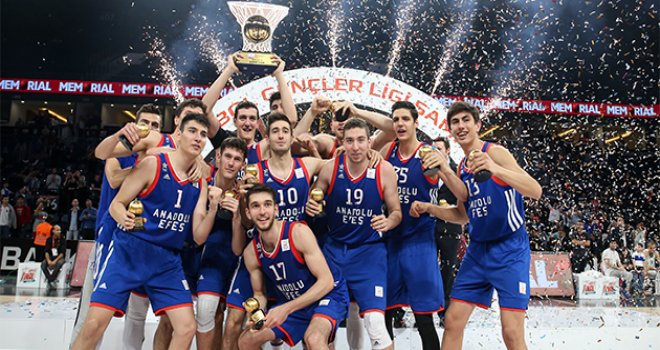 Basketbol Gençler Ligi'nin şampiyonu Anadolu Efes