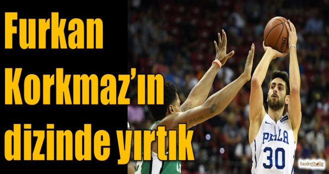 Furkan Korkmaz'ın dizinde yırtık...