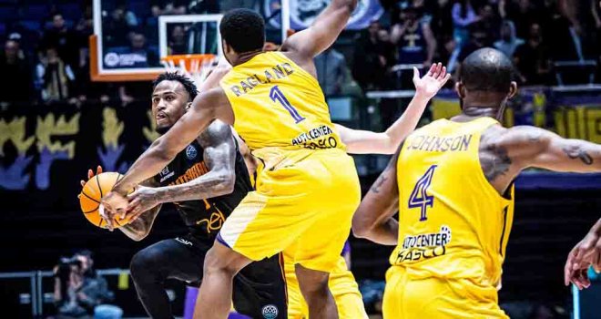 Galatasaray, Hapoel Holon'a yenildi