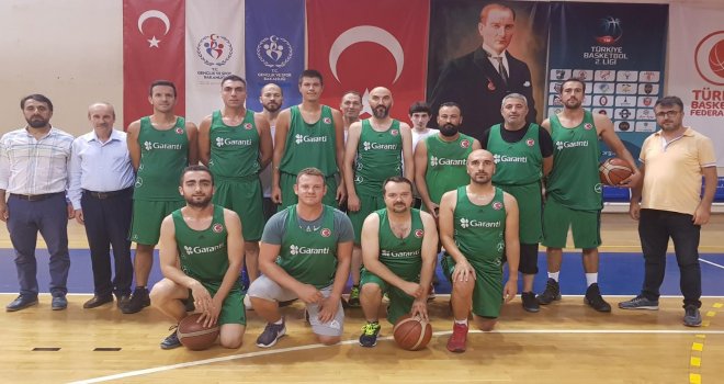 Gemlik Basketbol, Vefa Spor el ele