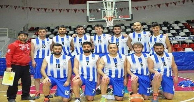 Hakkari'de uzun zaman sonra basketbolda bölgesel lig heyecanı yaşandı.