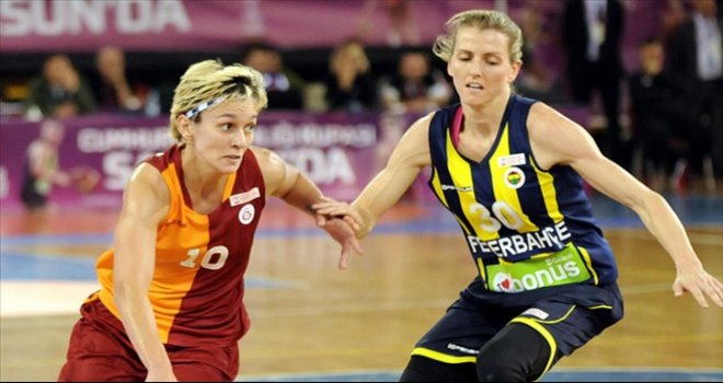 Kadınlar Euroleague'de Türk derbisi