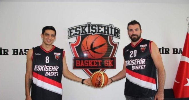 Nesine.com Eskişehir Basket'ten Bahçeşehir Koleji'ne
