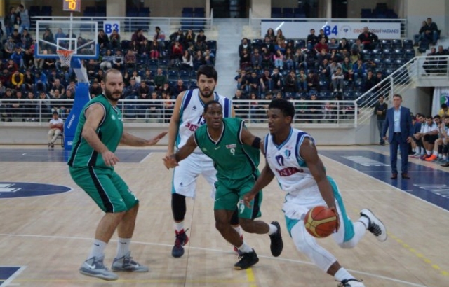 Sinpaş Denizli Basket, İstanbul DSİ'yi rahat geçti