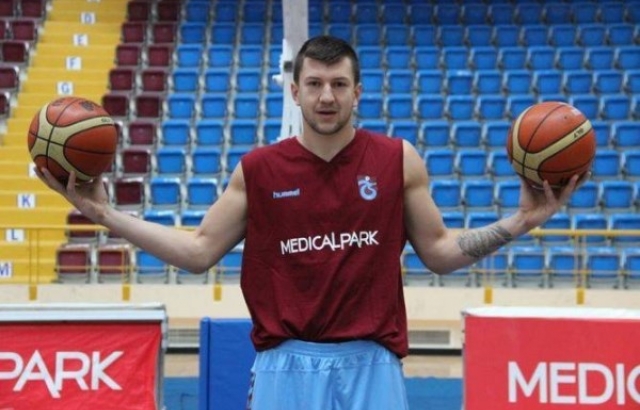 Stipanovic 2 yıl daha Trabzonspor'da 