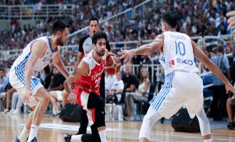 A Milliler Yunanistan'a kaybetti