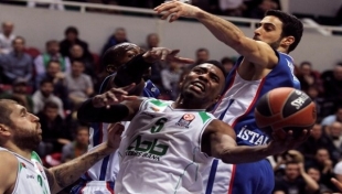 Anadolu Efes bile bile Kazan'a düştü