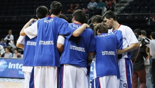 Anadolu Efes, Real Madrid'i ağırlıyor