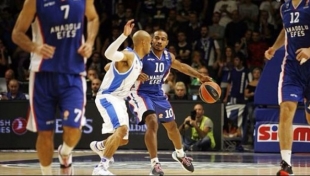 Anadolu Efes, Zalgiris'i konuk ediyor
