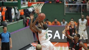 Banvit Romanya'da Asesoft'a kaybetti...