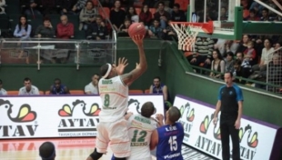 Banvit, Romanya'da galibiyet arıyor