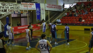 Denizli Basket, Pertevniyal'i farklı geçti