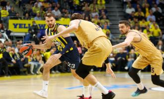 Fenerbahçe Beko, Barcelona'ya şans tanımadı