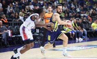 Fenerbahçe Beko'dan geri dönüş...