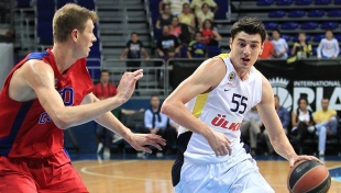 Fenerbahçe, Rusya'da galibiyet arıyor