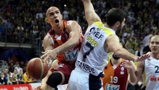 FENERBAHÇE ŞAMPİYONLUK GALATASARAY UZATMA PEŞİNDE