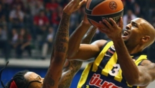 Fenerbahçe Ülker, Milano'dan galibiyetle dönüyor