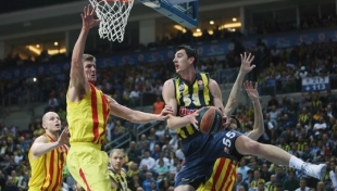 Fenerbahçe Ülker son anda yıkıldı