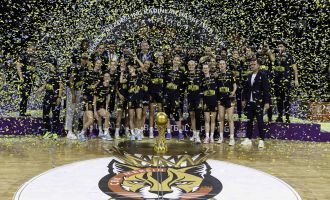 Kadınlar Basketbol Süper Ligi'nde şampiyon Fenerbahçe 