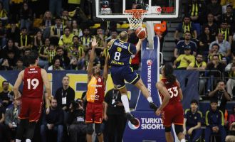 Nefes kesen derbide gülen taraf Fenerbahçe