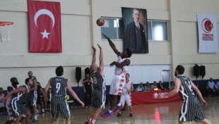 Socar başladı Akhisar bitirdi