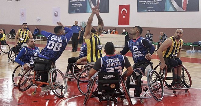 Tekerlekli Sandalye Basketbol'da heyecan devam ediyor