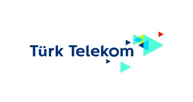 Türk Telekom'dan 5 transfer 