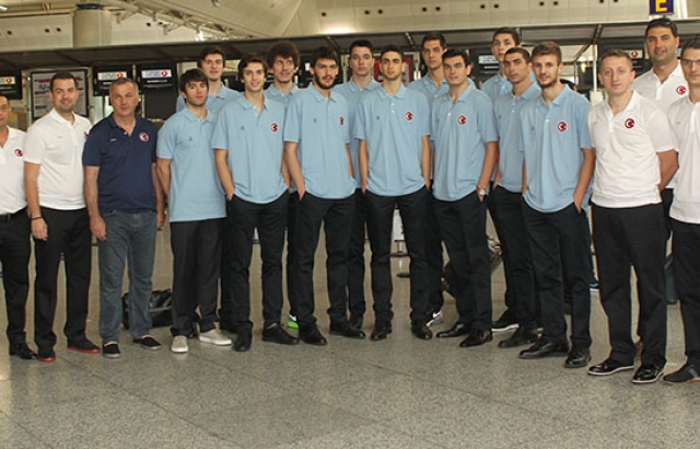 U19 Millilerimiz Dünya Şampiyonası için Girit'e gitti
