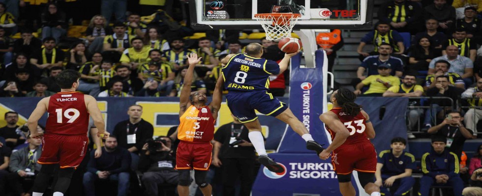 Nefes kesen derbide gülen taraf Fenerbahçe